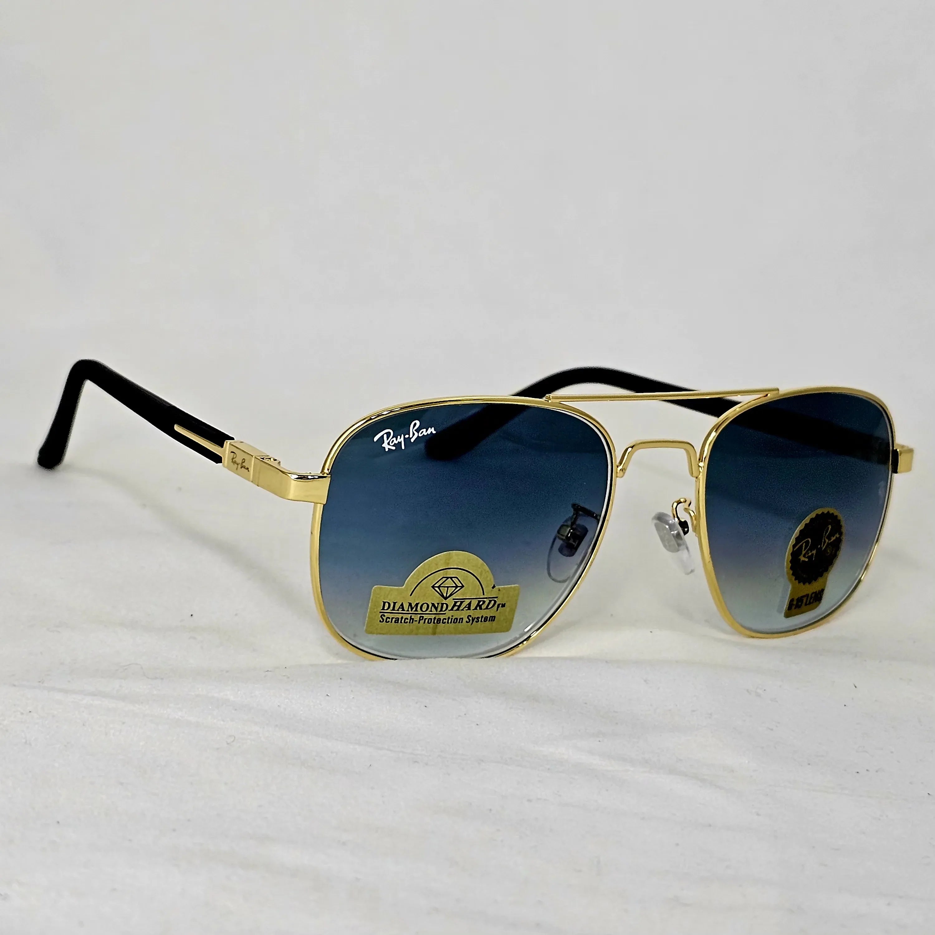 Ray-Ban Caravan. Secondary image