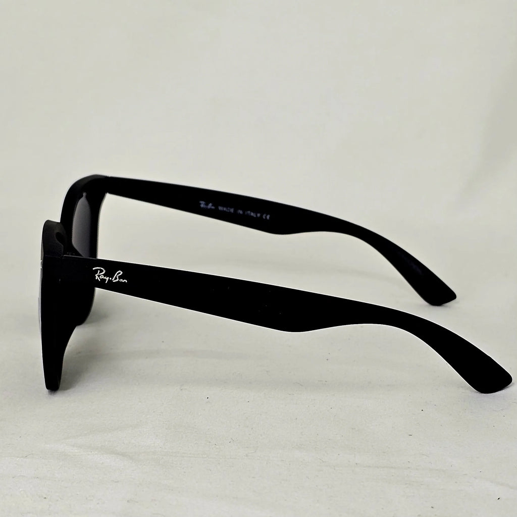 نظارة ري بان R4567 Polarized - تصميم "أوفر سايز" عصري بعدسات بولارايزد وحماية UV400